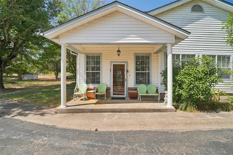 1938 Vz County Road 2309 Road, Canton