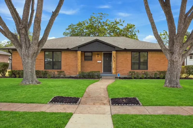 5826 Enchanted Lane, Dallas