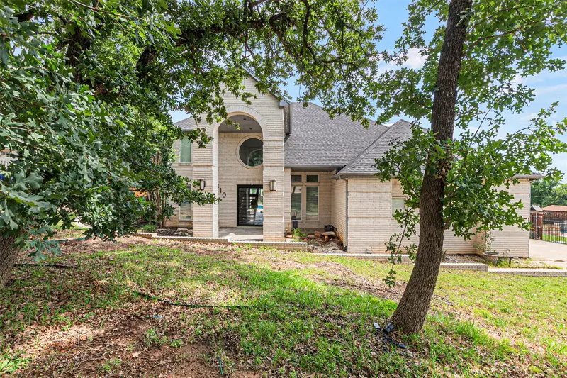 810 Pennsylvania Avenue, Kennedale