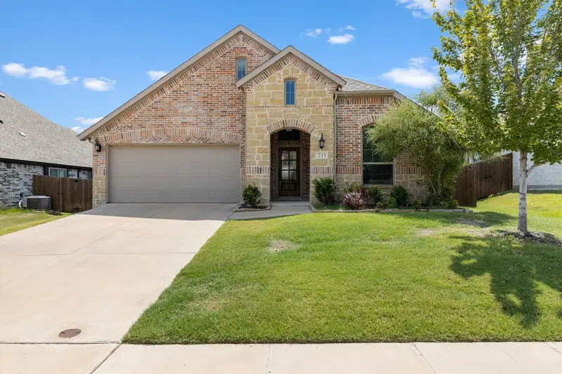 211 Nickolas Drive, Princeton