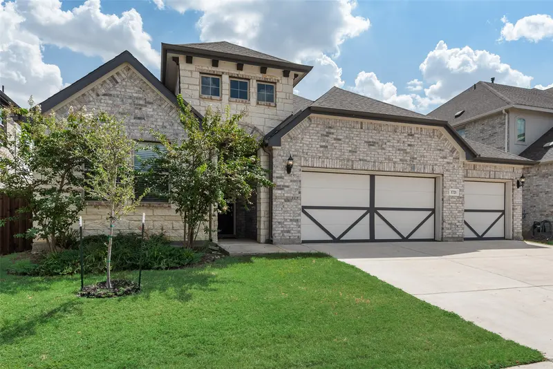 1721 Pattenson Trail, Fort Worth