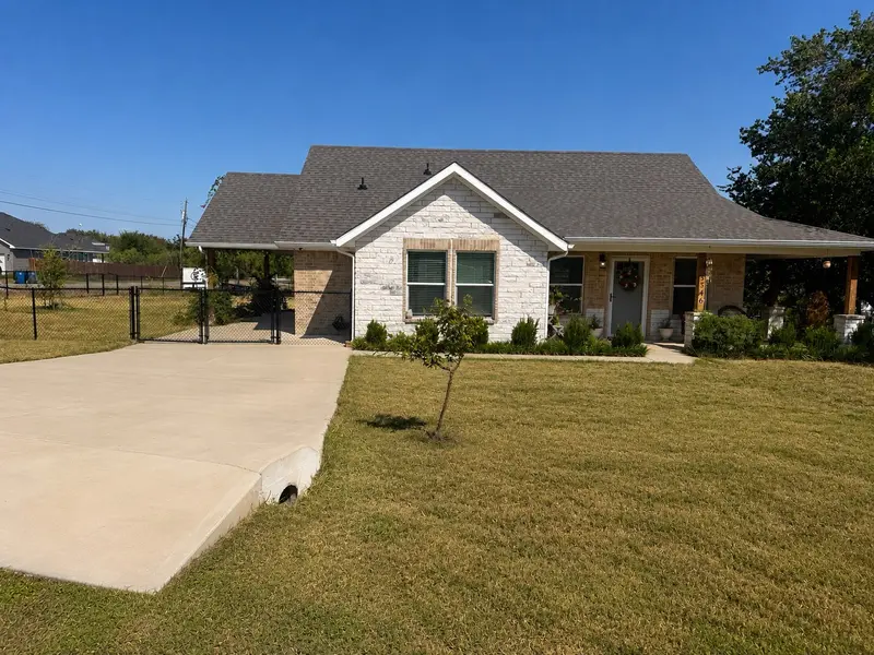 5546 Mesa Loop, Granbury