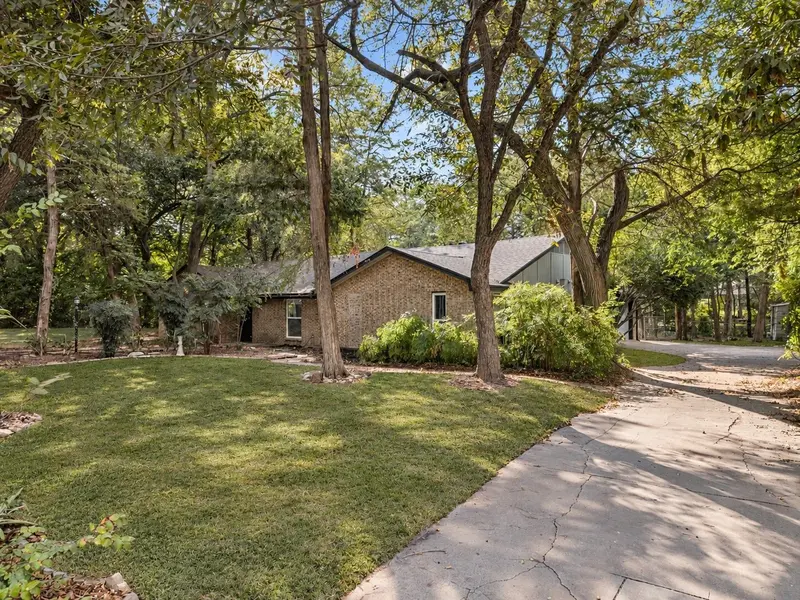 1018 Randy Road, Cedar Hill