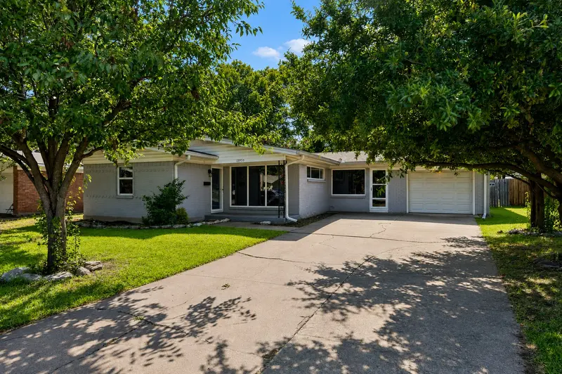 13955 Birchlawn Drive, Farmers Branch