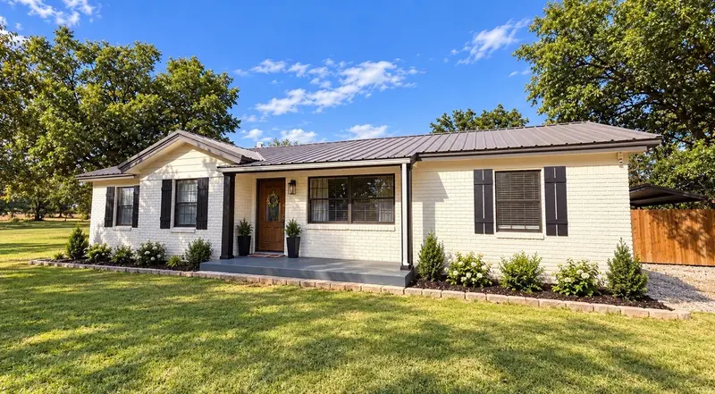 1100 County Road 1300, Bridgeport