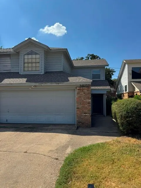 1432 Palmnold Circle W, Fort Worth