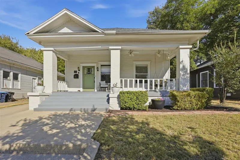 2227 College Avenue, Fort Worth