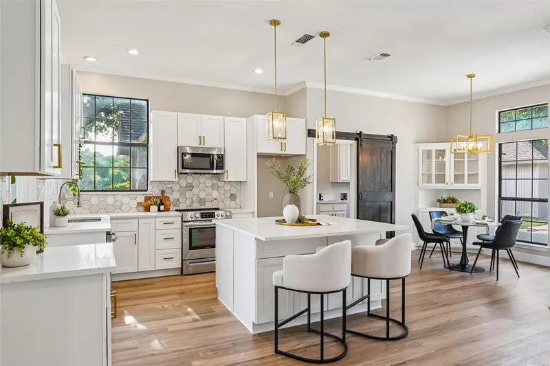 6006 Millwood Drive, Arlington