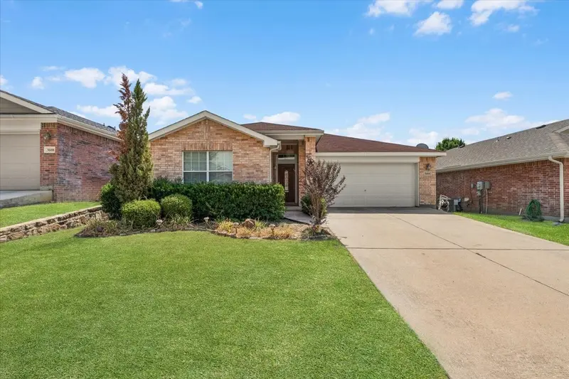 3604 Black Ranch Court, Fort Worth