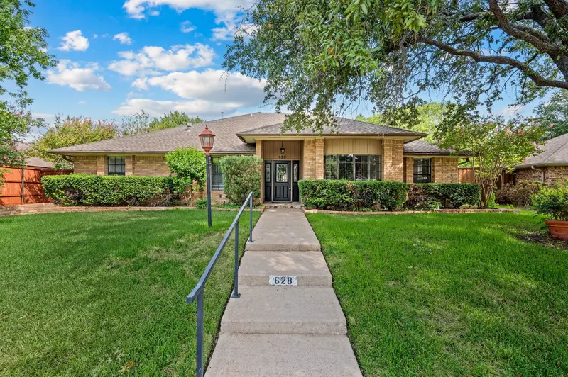 628 Shadowcrest Lane, Coppell