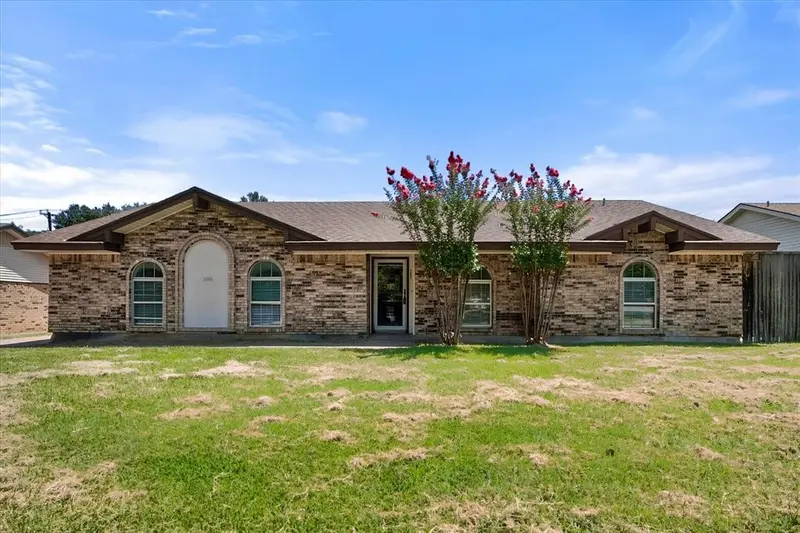 2001 San Jacinto Drive, Arlington