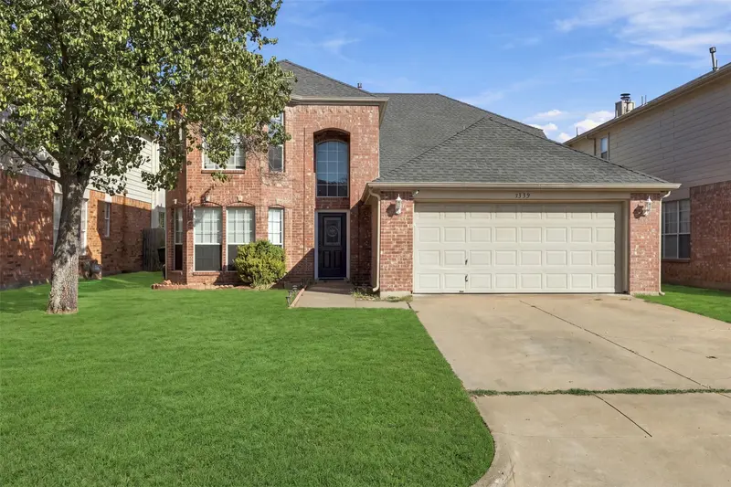 3332 Raleigh Drive, Fort Worth