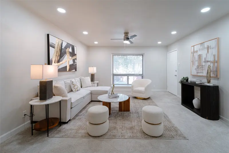 10017 Regal Park Lane, Dallas