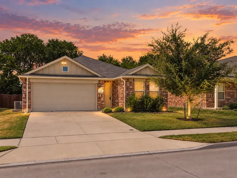 1520 Claireborne Court, Little Elm
