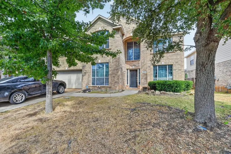 412 Roundrock Lane, Fort Worth