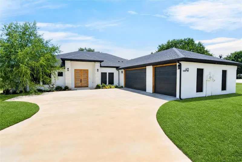 4013 Legend Trail, Granbury