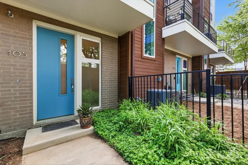 4620 Munger Avenue, Dallas