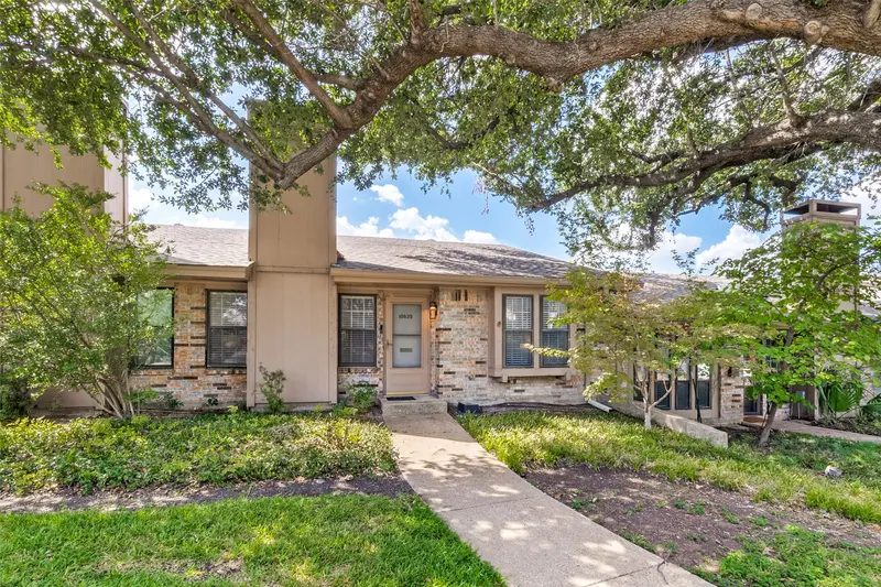 10635 Stone Canyon Road, Dallas