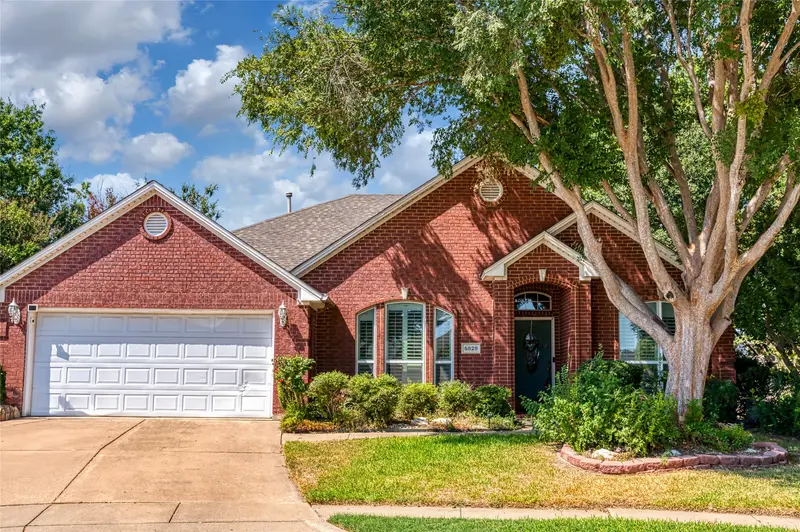 5829 Echo Bluff Drive, Haltom City