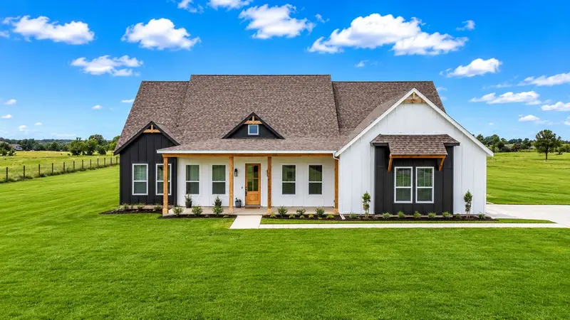 4318 County Road 1088, Celeste