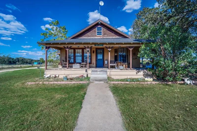 613 Hcr 1305, Hillsboro