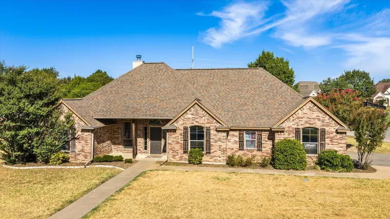 801 Maplewood Court, Stephenville