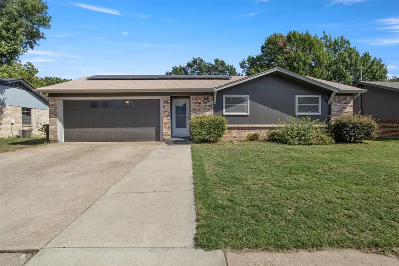 2523 Avonhill Drive, Arlington