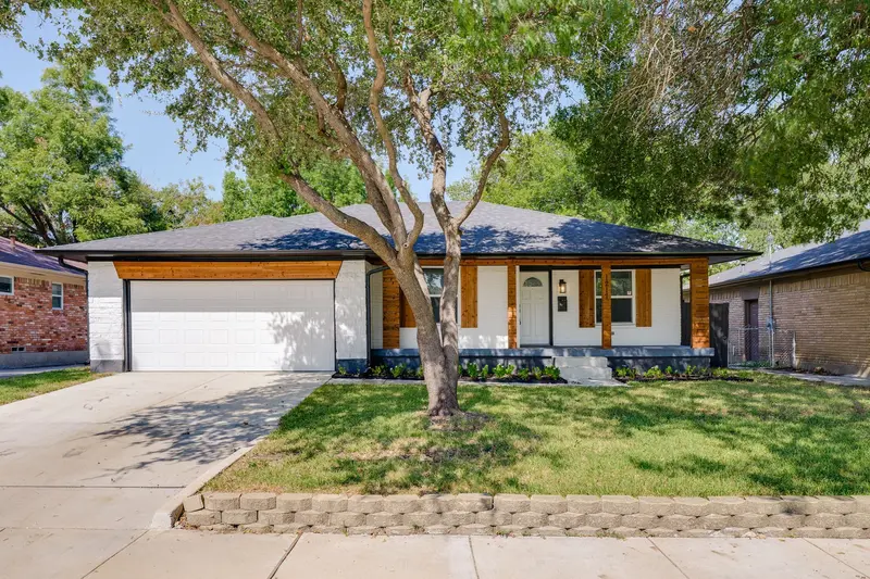 1217 Mayfield Avenue, Garland