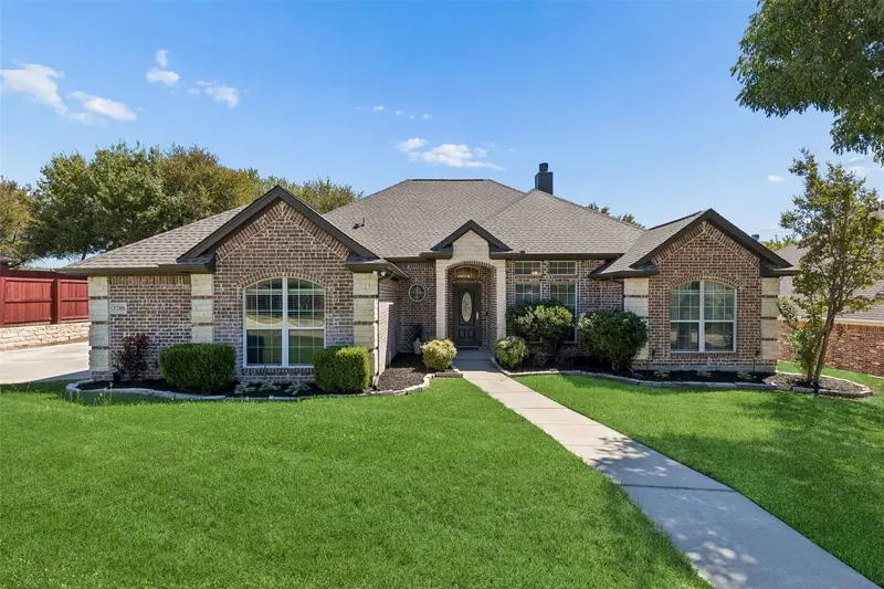 1208 Saddle Trail, Willow Park