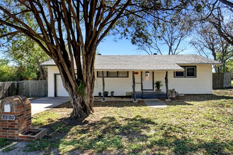 2900 Broadview Drive, Sansom Park