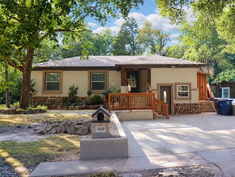 3131 E Latta Circle, Dallas