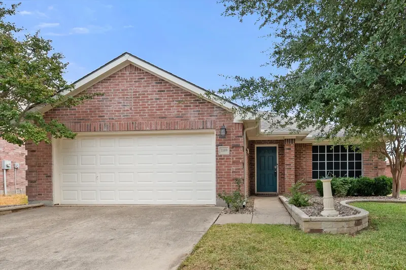1109 Nighthawk Road, Fort Worth
