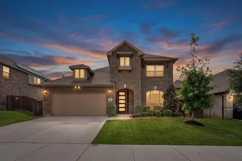 637 Ridgewater Trail, Fort Worth