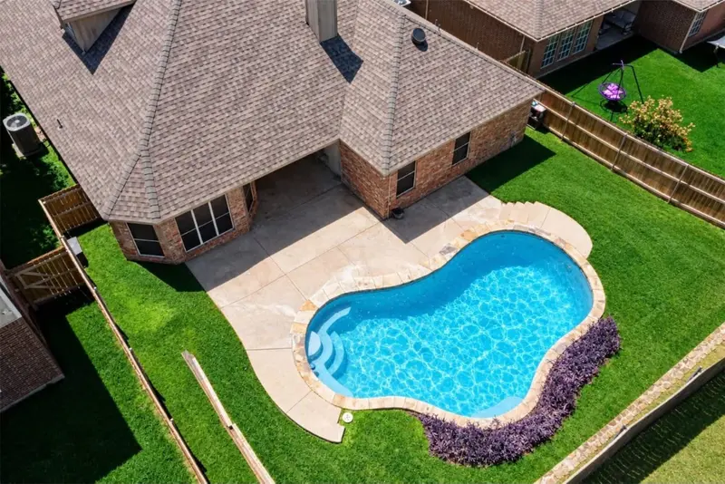 839 Evergreen Lane, Burleson