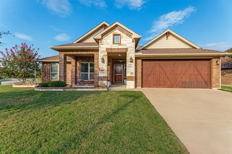 1001 Morningside Drive, Burleson