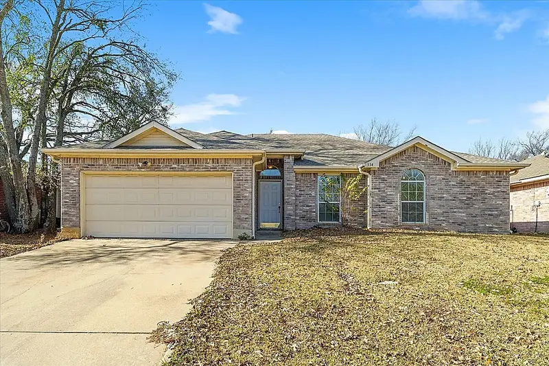 334 River Oaks Lane, Canton