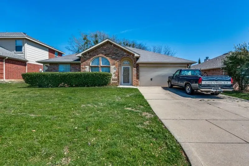 1606 Cancun Drive, Mansfield