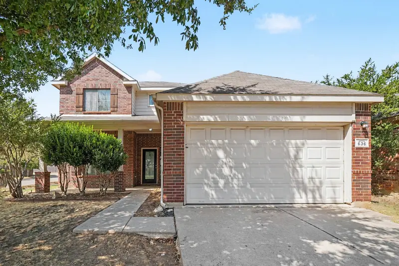 636 Tradewind Drive, Fort Worth