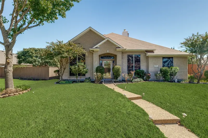 5000 Adolphus Drive, Frisco