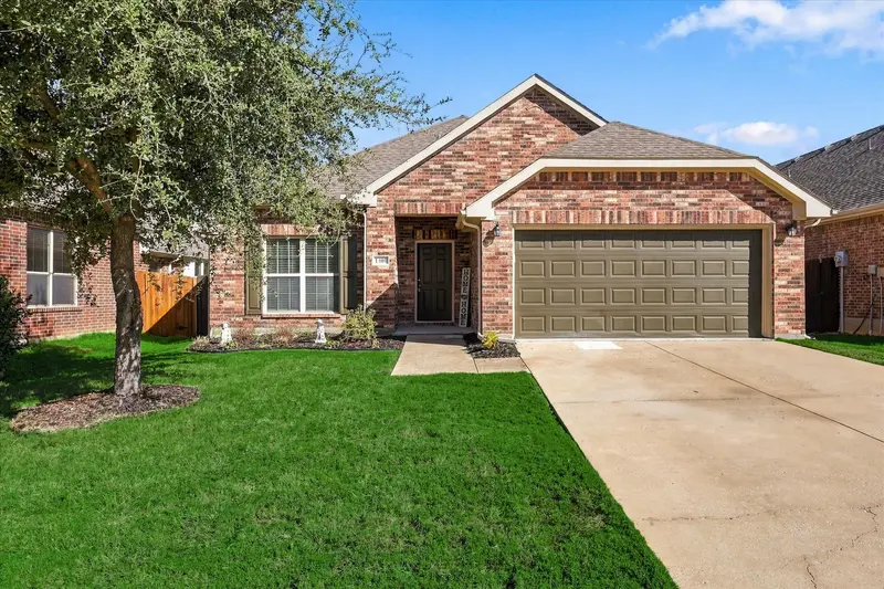 1301 Lasso Drive, Little Elm