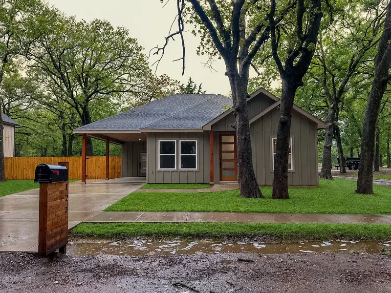123 SEAGROVE Lane, Quinlan
