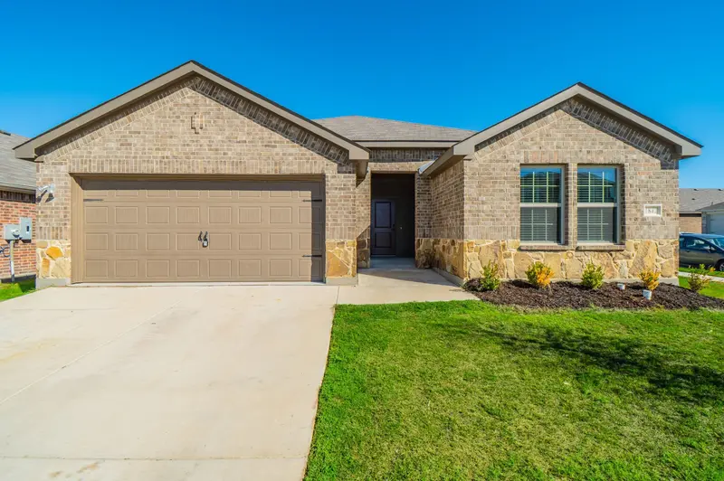 1842 Shady Elm Drive, Lancaster