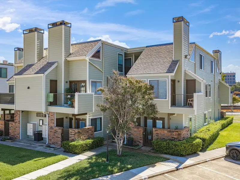 3129 Sondra Drive, Fort Worth