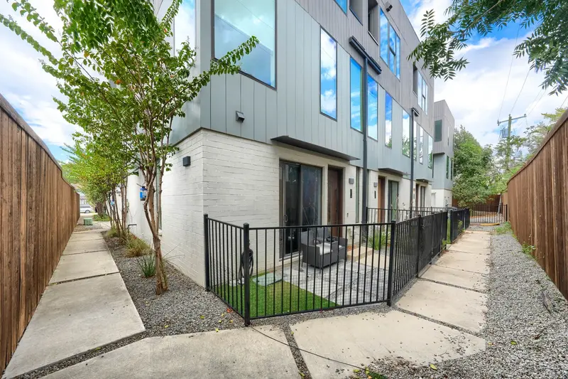 320 Mathey Court, Dallas