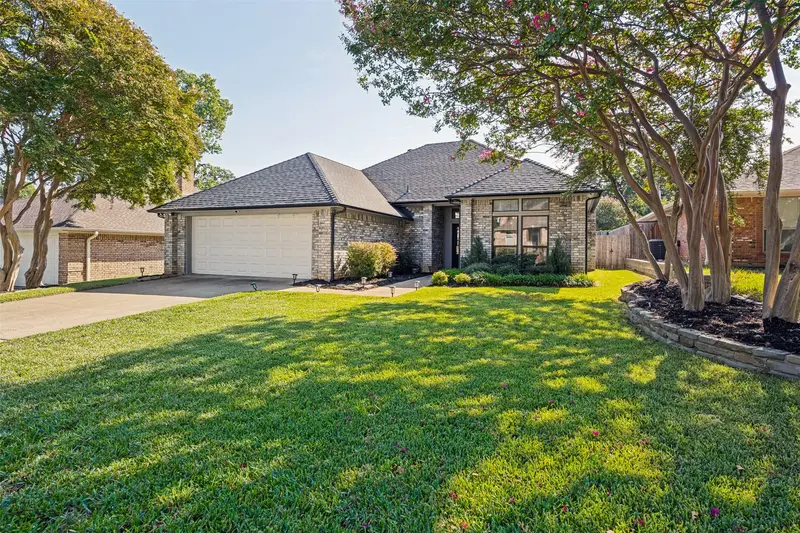 2709 Edinboro Drive, Arlington