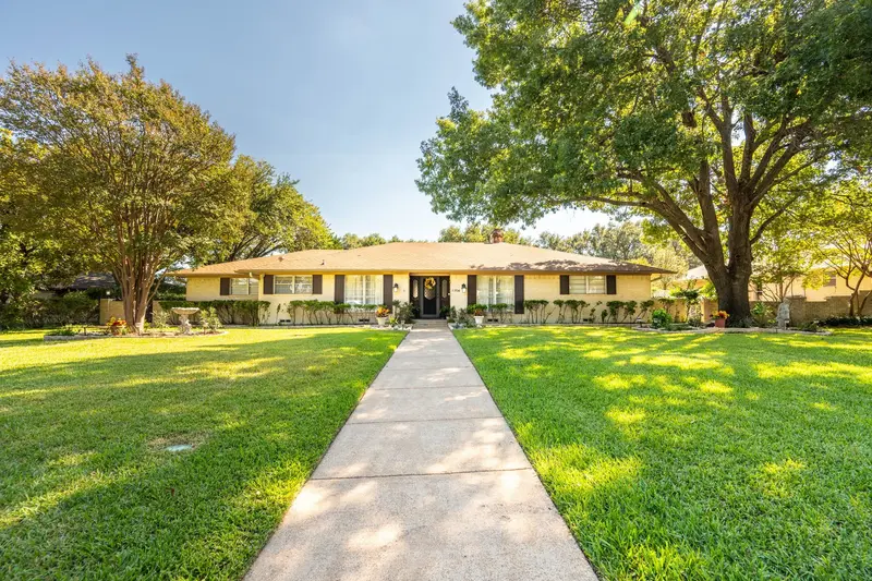 1706 Dakota Drive, Garland