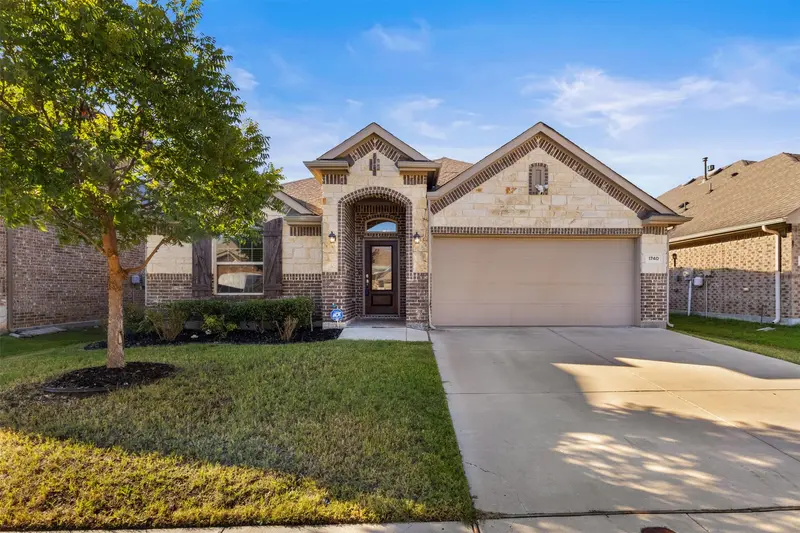 1740 Rio Costilla Road, Fort Worth