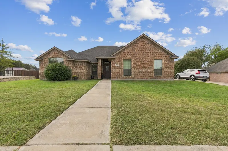 2122 Valley Drive, Weatherford