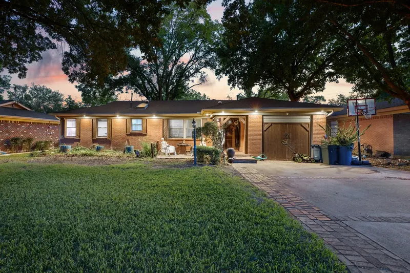5420 Mallory Drive, Haltom City