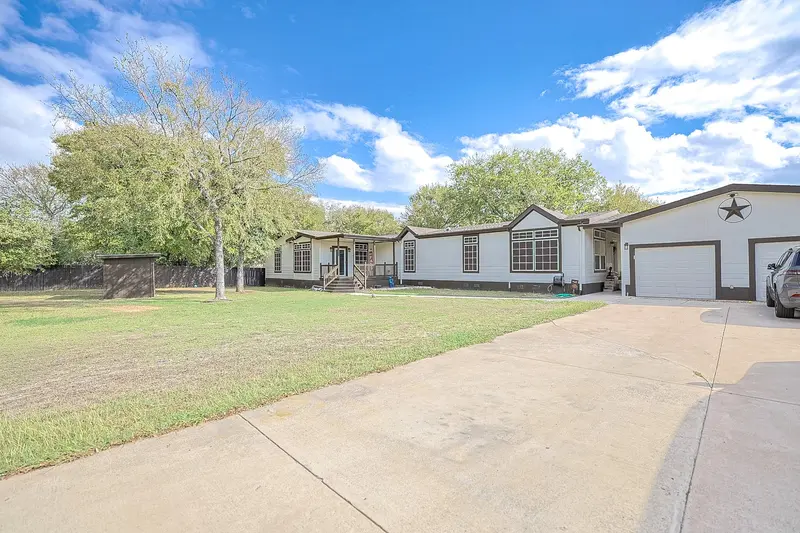 1200 Rising Sun Road, Aledo